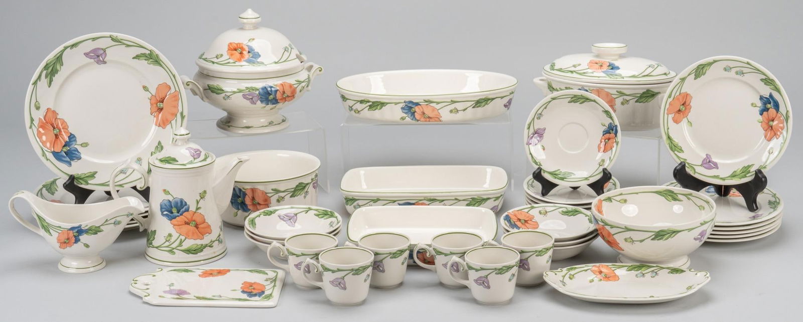 Villeroy and Boch (DEU), Serving Set (1 of 10)