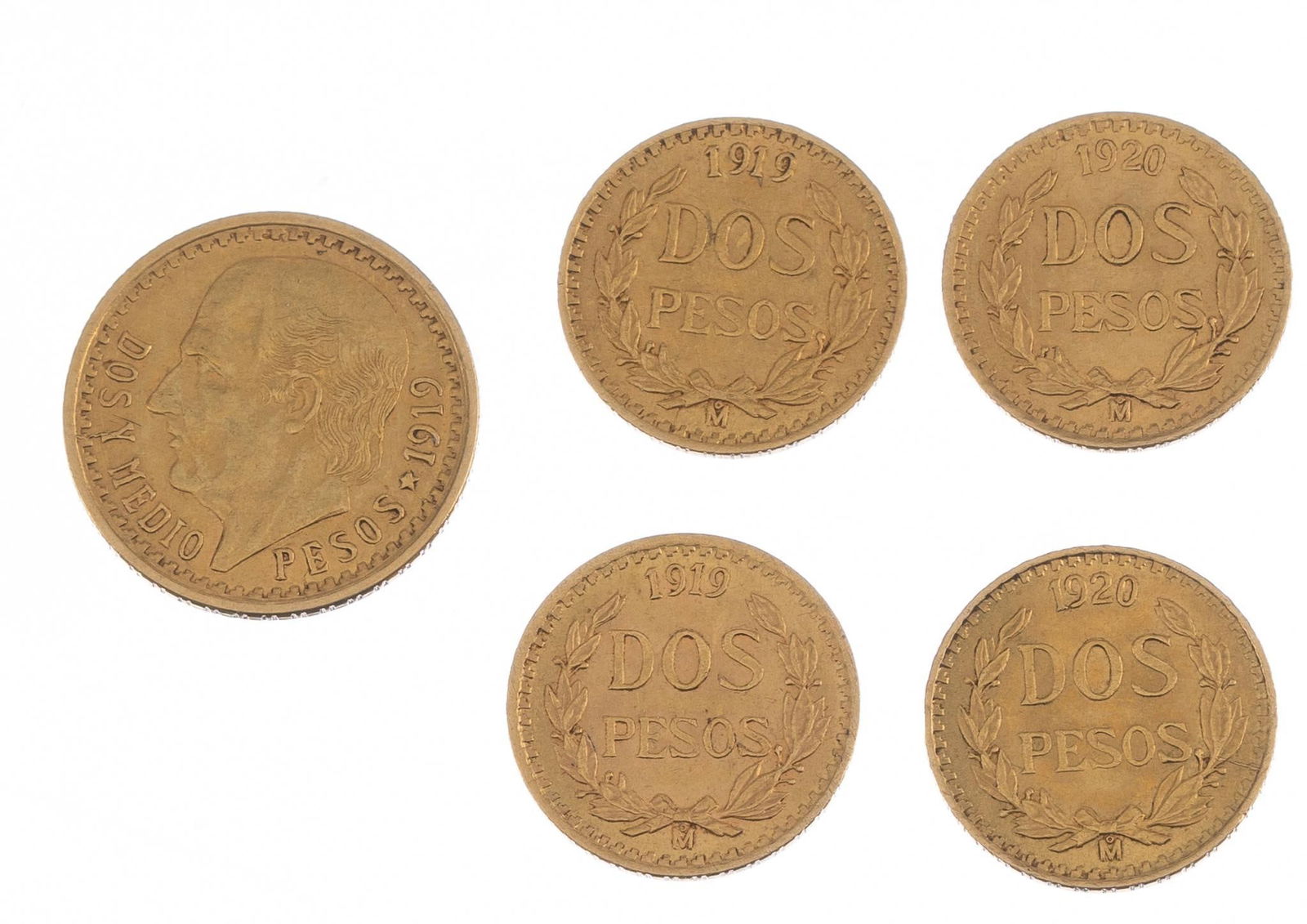 5 Mexican Dos & Dos y Medio Pesos Gold Coins: Includes: 1- 1919 Dos y Medio Pesos gold coin 2- 1919 Dos Pesos gold coins 2- 1920 Dos Pesos gold coins Weight: 8.7 grams (90% purity) Provenance: A San Antonio, Texas estate We happily provide