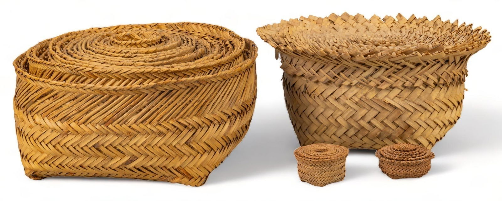 (4) Sets of Nesting Baskets (1 of 4)