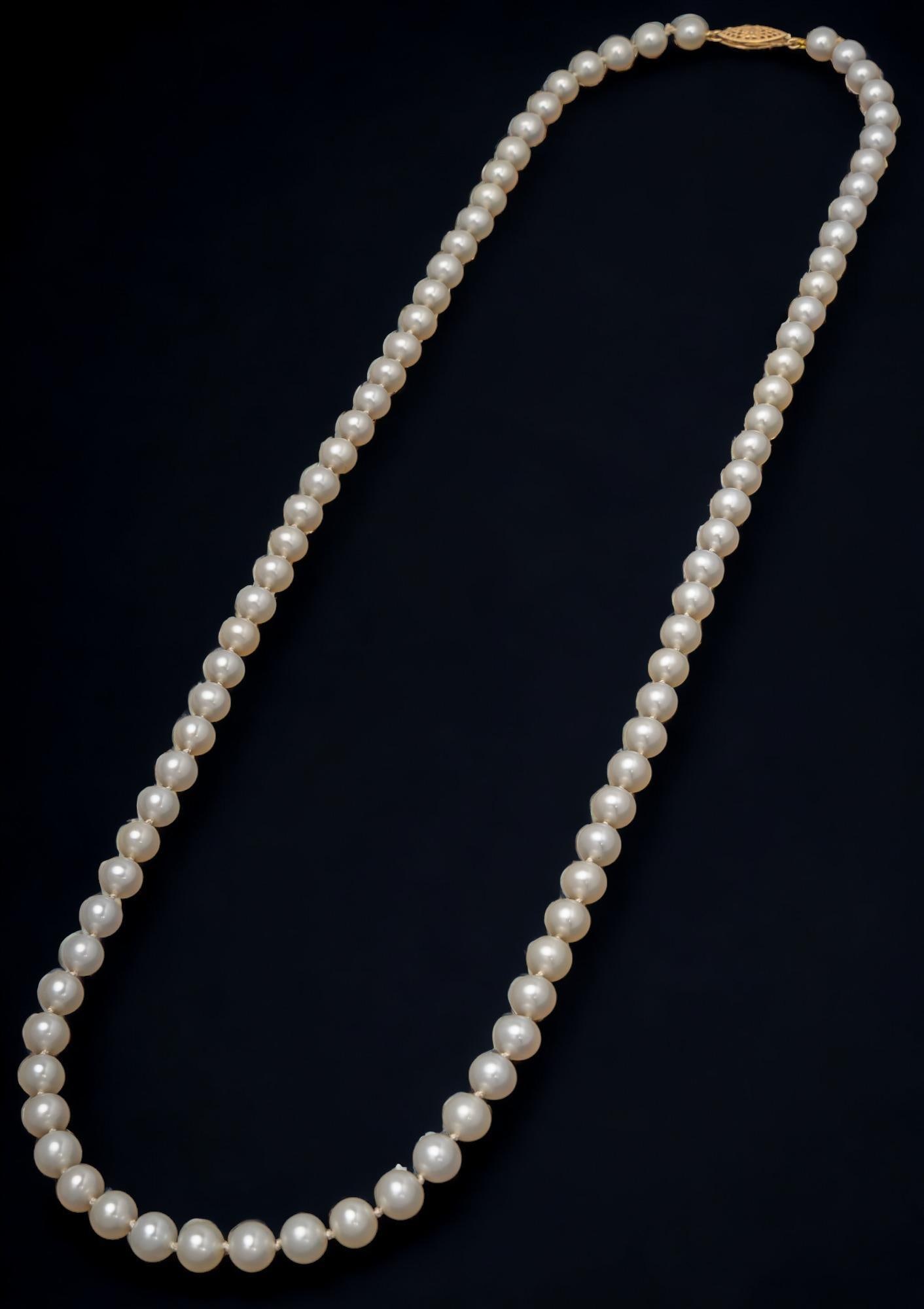 White Cultured Pearl 14K Gold Clasp Necklace (1 of 6)