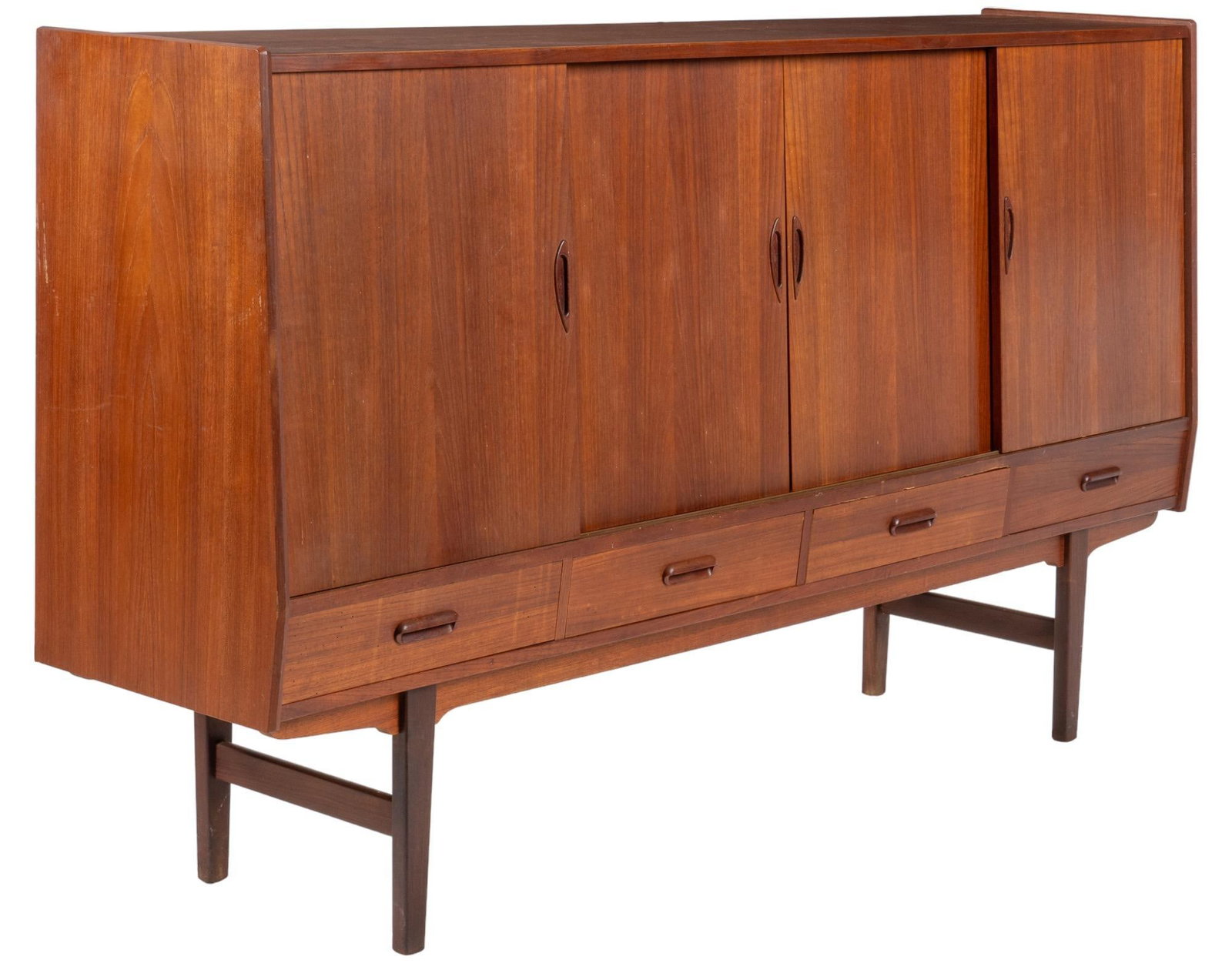 Danish Mid-Century Credenza: Danish Mid-Century credenza / sideboard, featuring four sliding doors opening to three interior sections with middle section featuring mirrored back interior with botanical and geometric design, singl