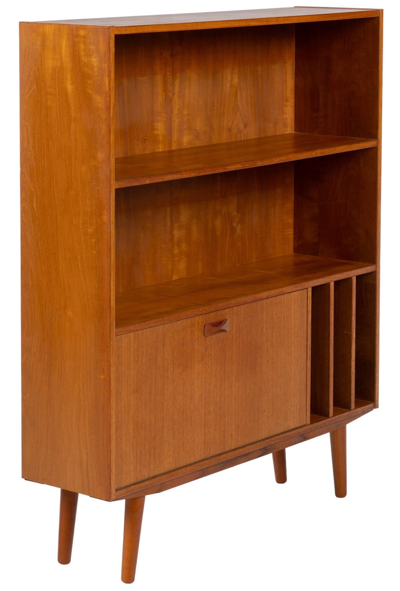 Clausen and Son Mid-Century Bookshelf (1 of 7)
