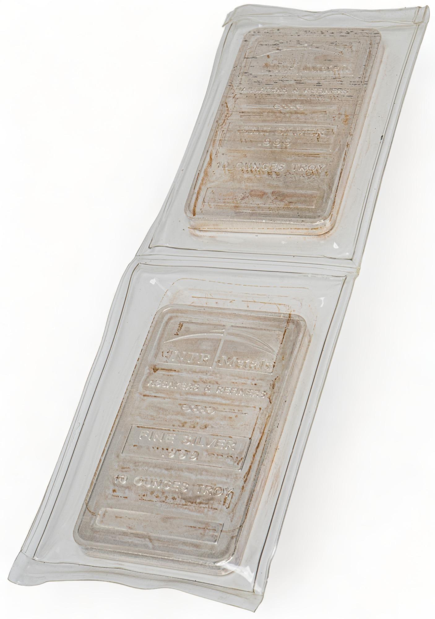 Two 10 Ozt Silver Bars (1 of 5)