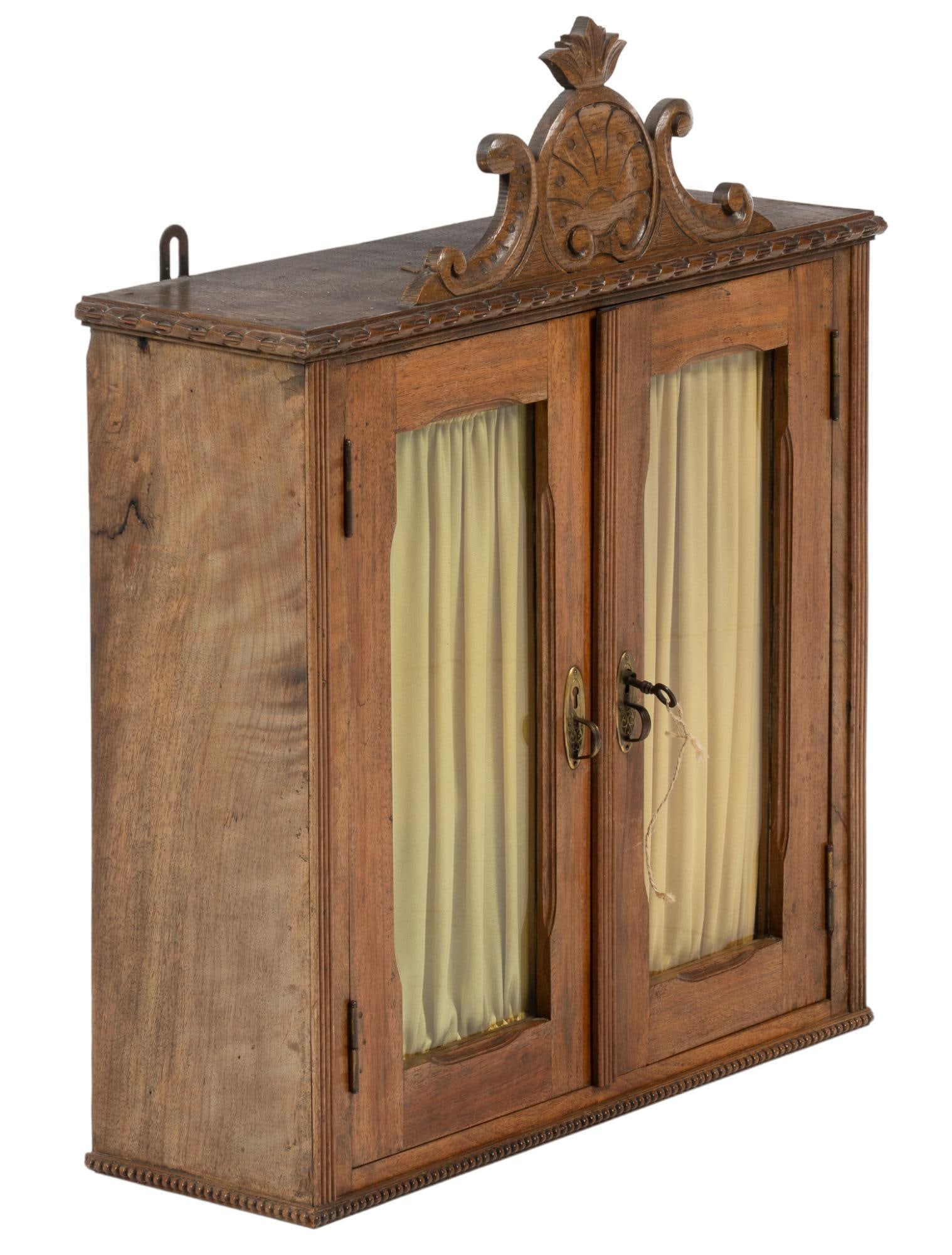 Vintage Hanging Curio (1 of 5)