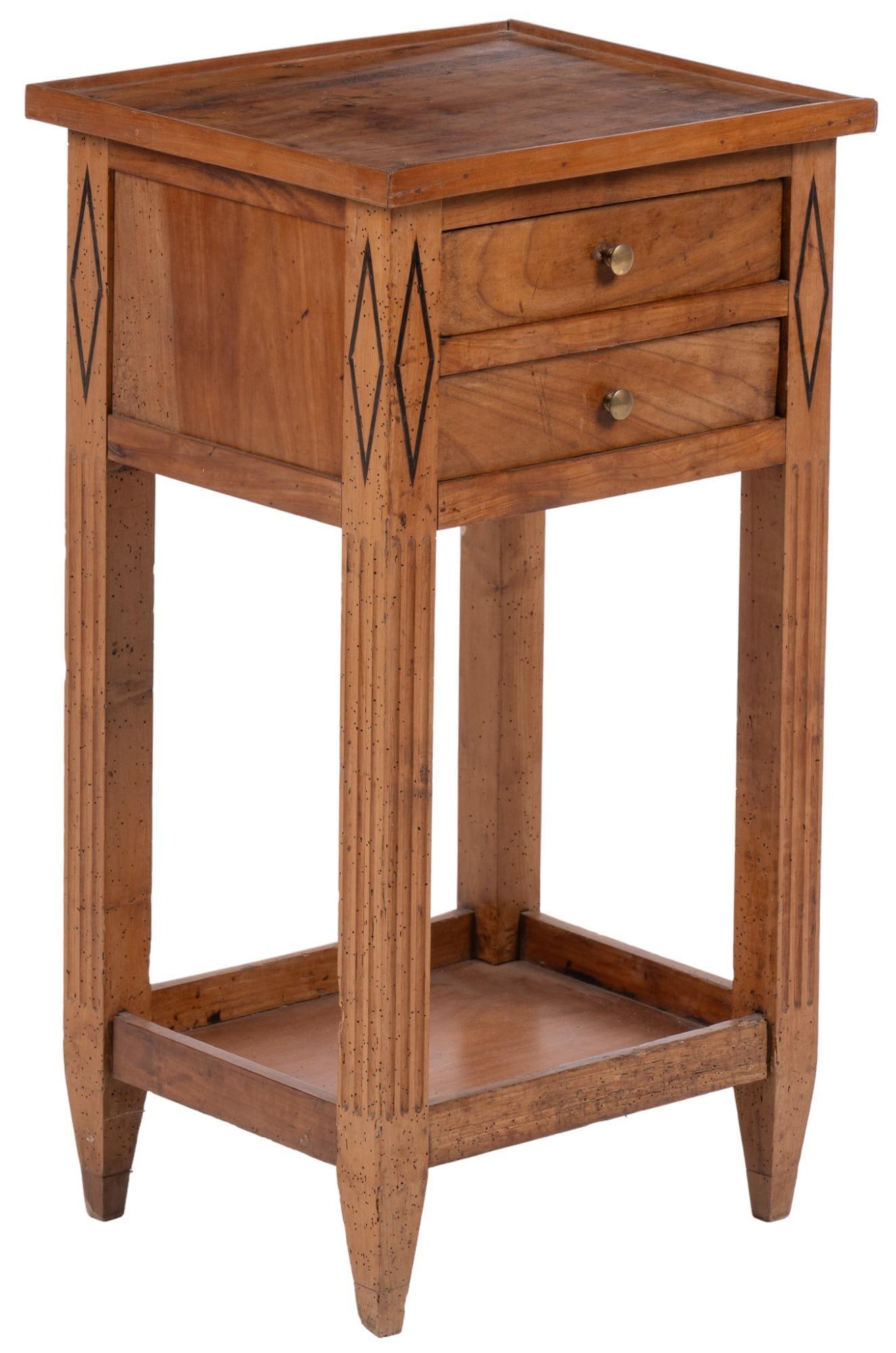 Vintage Side Table (1 of 6)