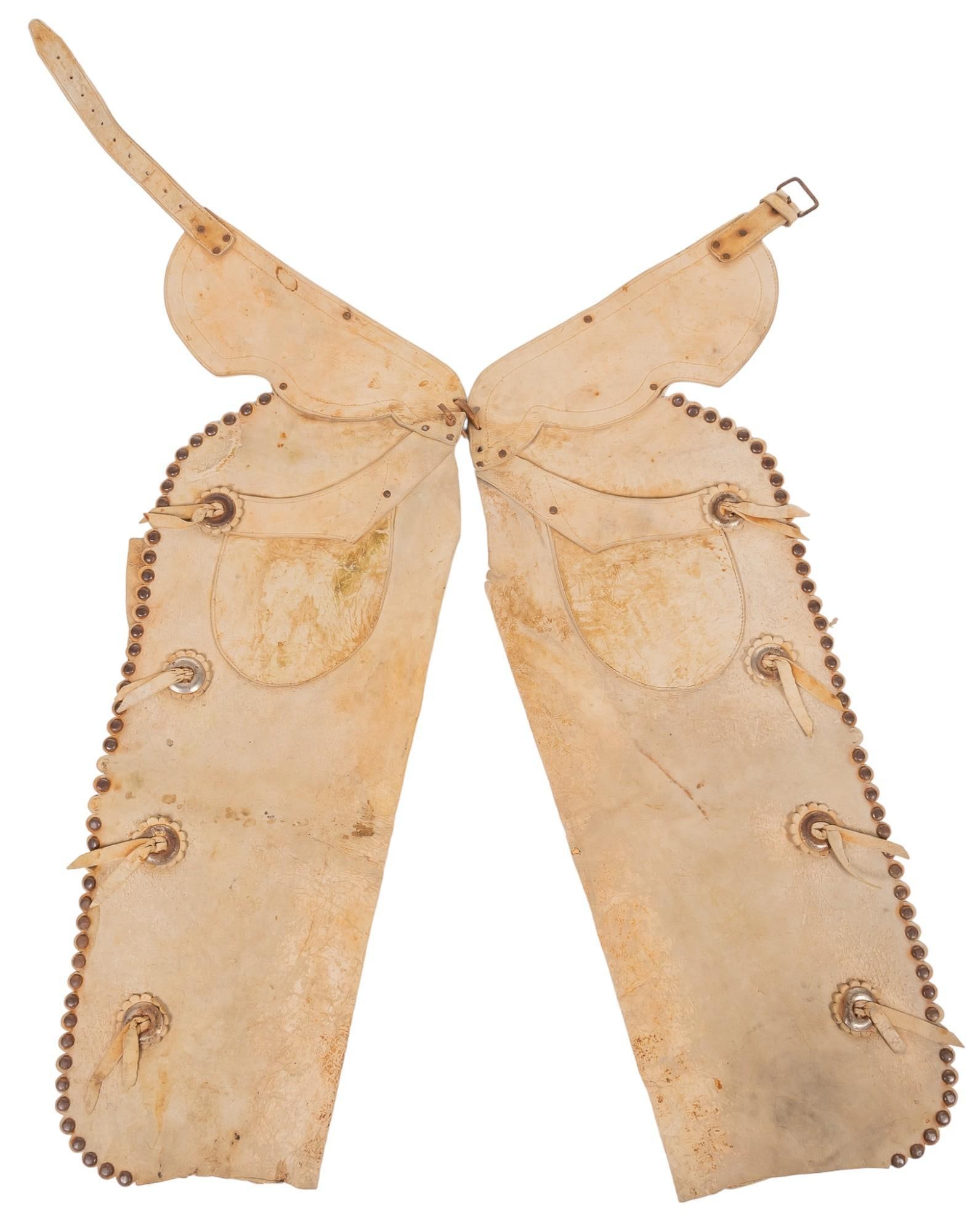 Pair of Vintage Cowboy Chaps (1 of 7)