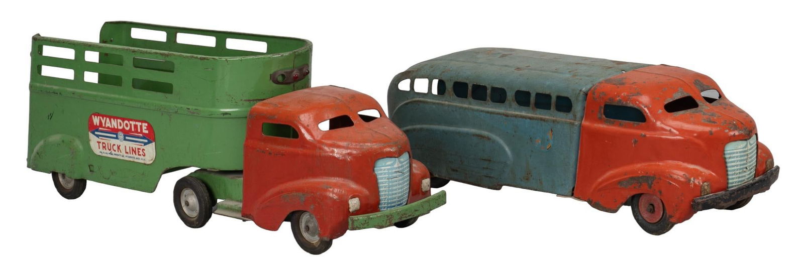 2 Wyandotte Metal Toy Trucks (1 of 5)
