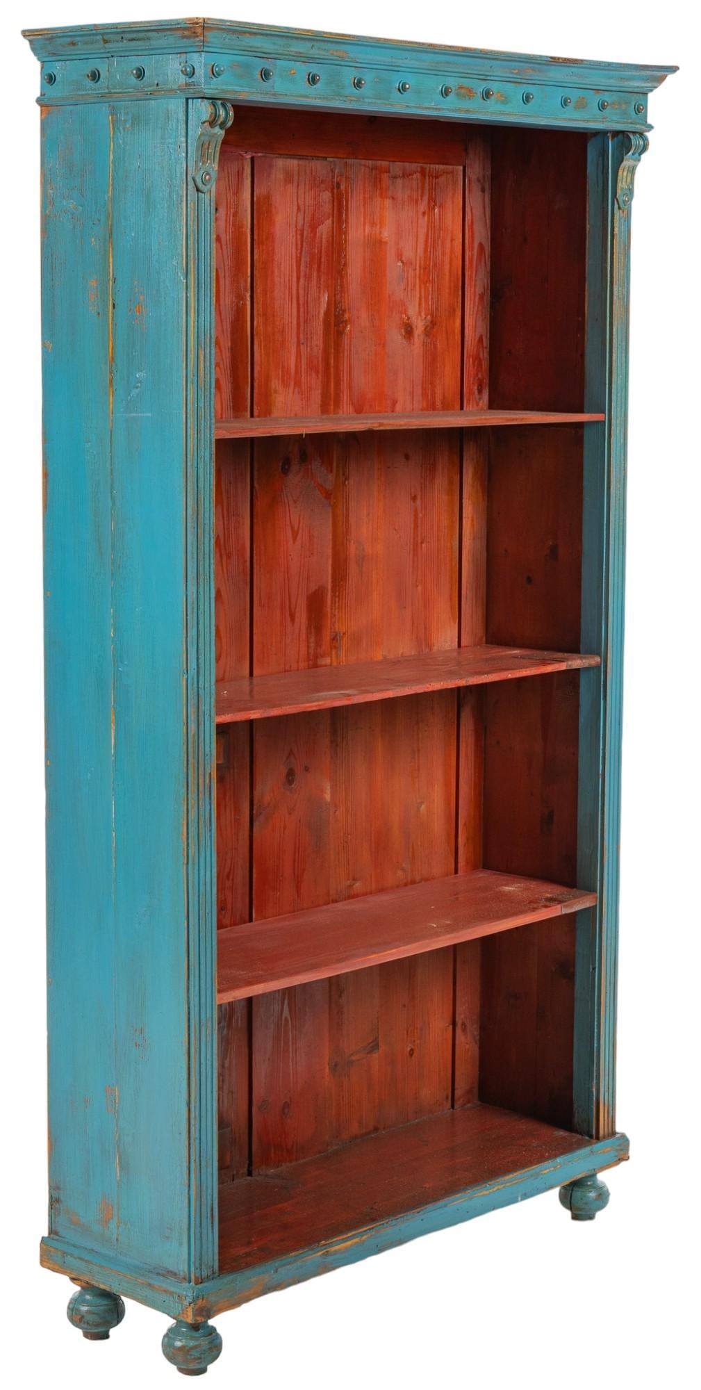 Ranch Style Bookshelf (1 of 4)