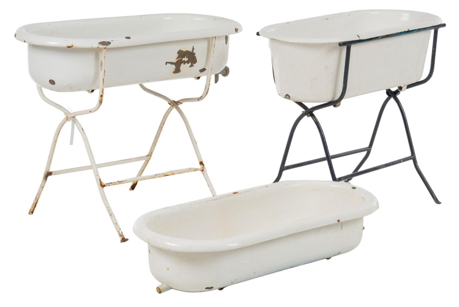 (3) Enamel Washtubs (1 of 5)