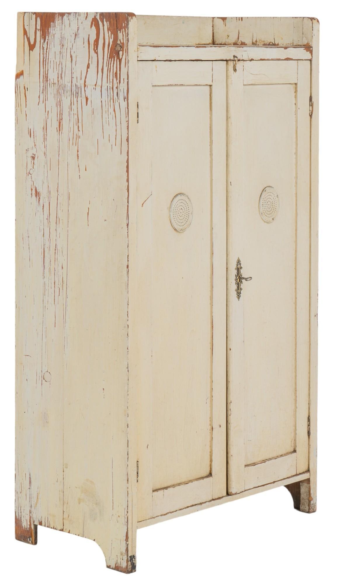 Vintage Bread Cabinet (1 of 7)