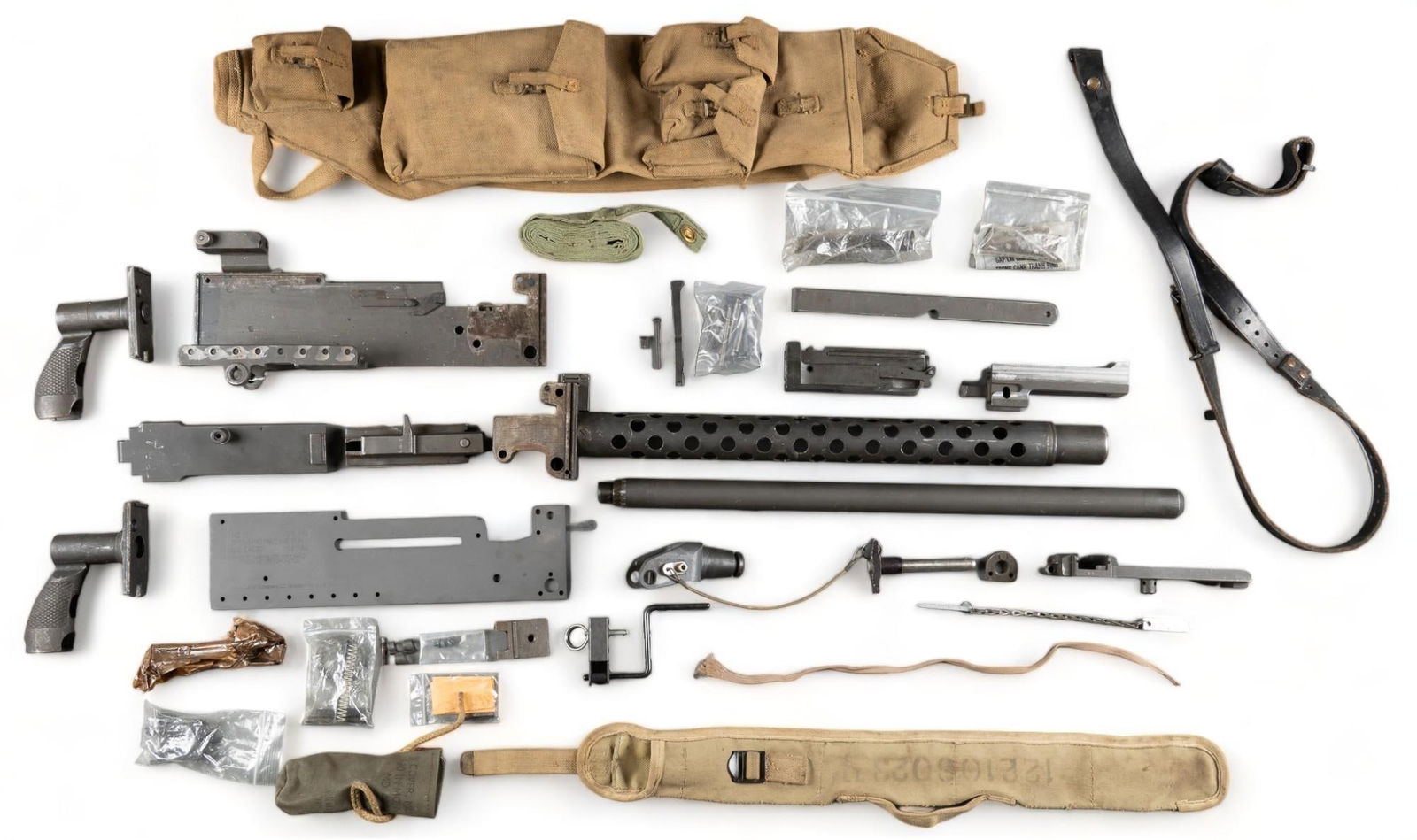 US M1919 Machine Gun Parts Kit With Semi Auto Side Plate Receiver: Includes: -Right Side Semi Auto Side Plate From Wells Custom Gunmakers LLC -Original Israeli left side plates with sight and bottom assembly -Bolt Assembly, Feed Cover Assembly, New Old Stock 308 Isra