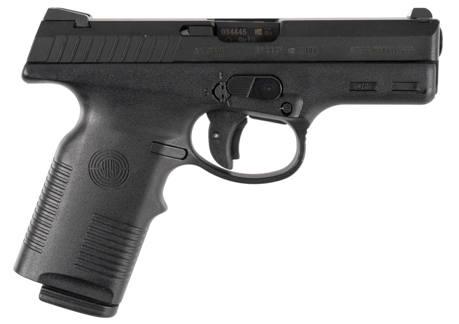 Steyr M9 9mm Semi Auto Pistol: Serial: 014445 Manufacturer: Steyr (c. 2000) Model: M9 Caliber: 9mm Barrel length: 4 in OAL: 7.5 in Condition: Very Good; polymer frame has near no handing marks; slide has excellent tenifer finish wi