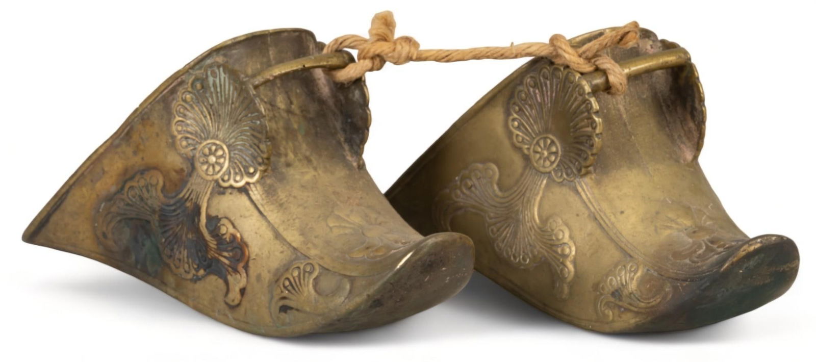 Pair of Brass Spanish Style Hooded Stirrups (1 of 8)