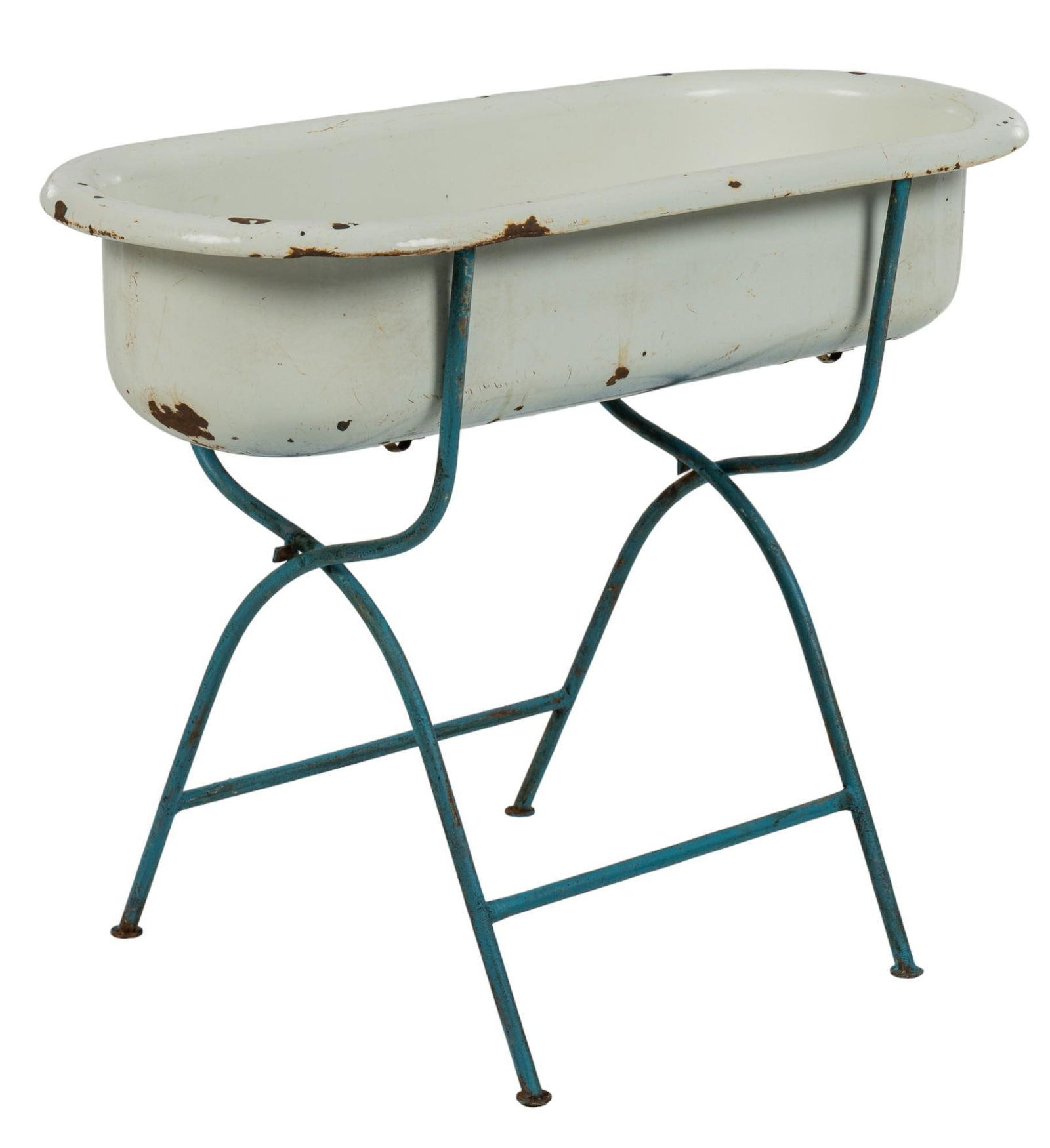 Vintage Enamel Tub on Stand (1 of 5)