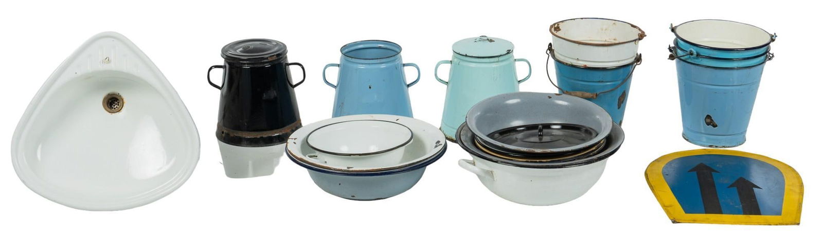 Collection of Vintage Enamelware (1 of 13)