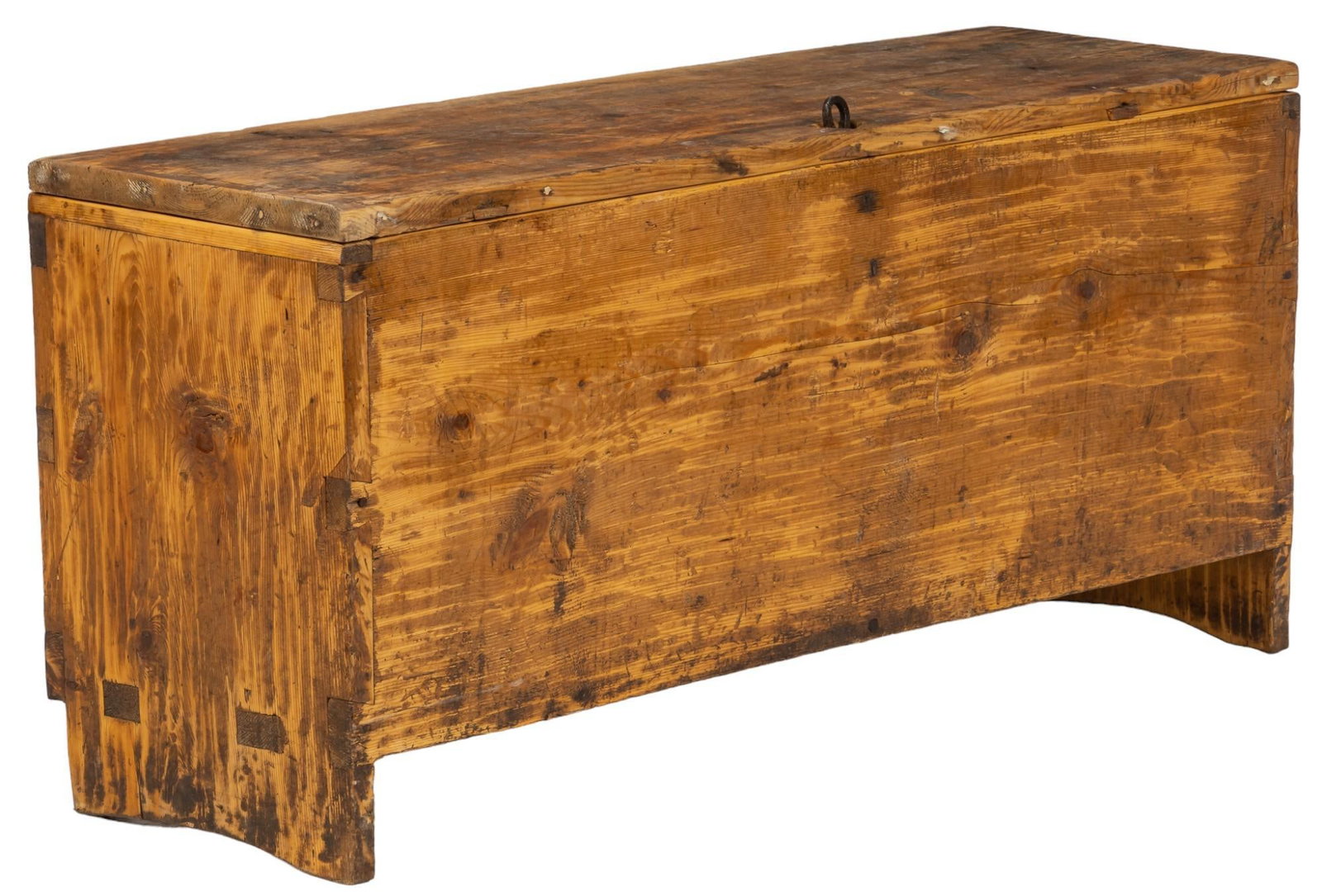 Primitive Grain Bin: Primitive wooden grain bin, with hinged lid height 22 in. x width 48.5 in. x depth 15 in. Shipping available for this lot through our partner 4CL; please request a shipping quote at shipping@vogta