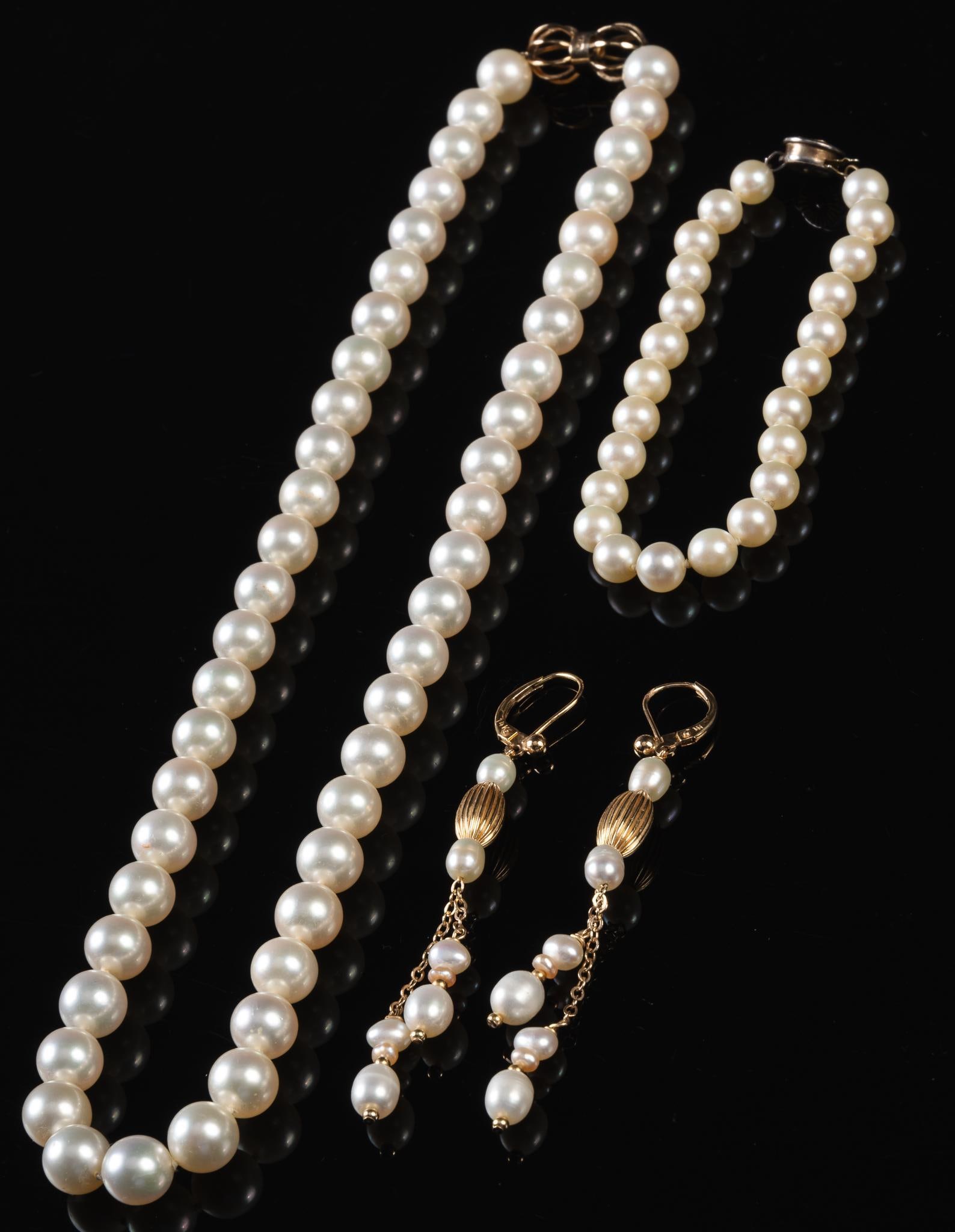 Vikki Carr | Cultured Pearl Jewelry (1 of 13)