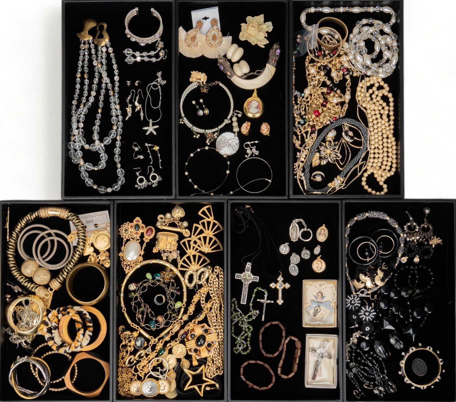 Vikki Carr | Vintage Costume Jewelry (1 of 10)