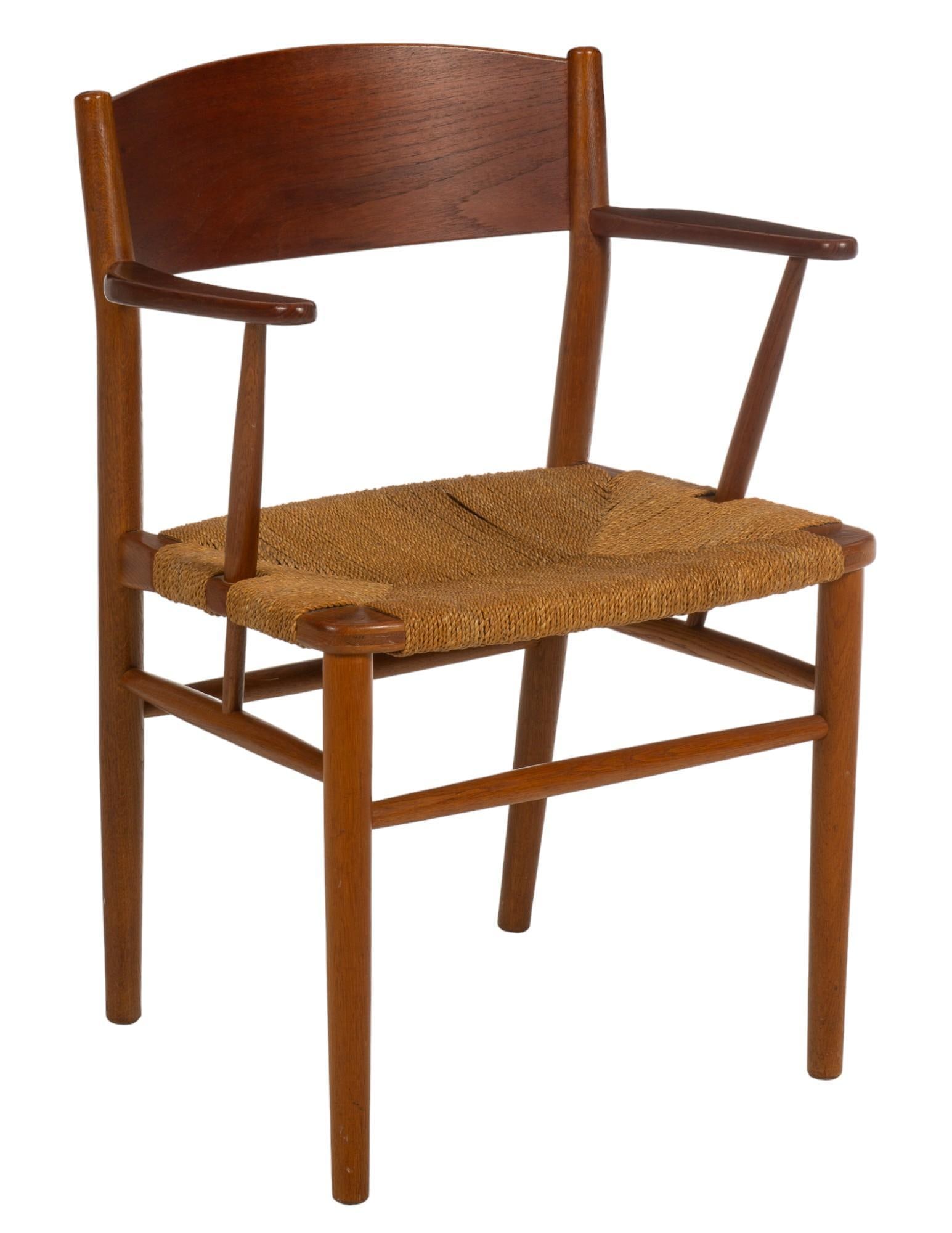 Borge Mogensen (DNK) Arm Chair (1 of 5)