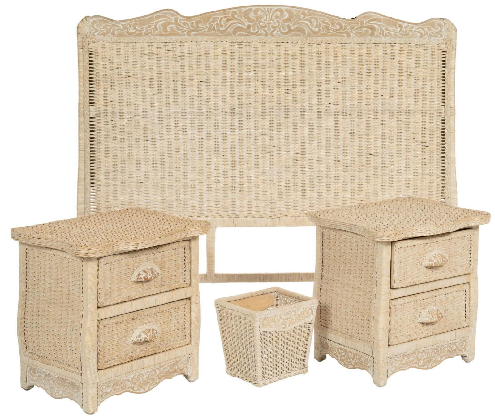 Vintage Pier 1 Wicker Bedroom Set (1 of 9)