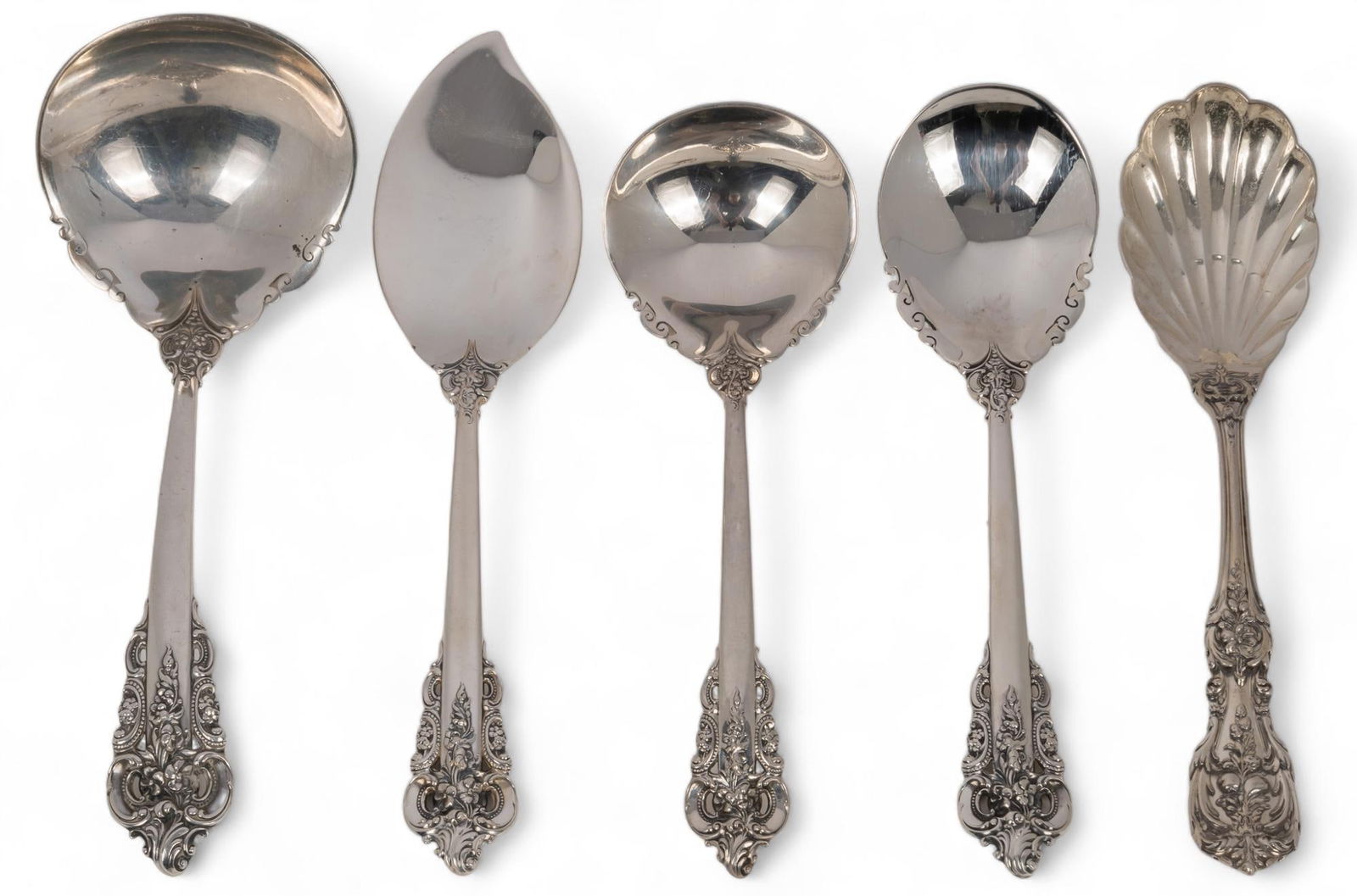 Set of (5) "Grand Baroque" By Wallace Silversmiths Serving Pieces (1 of 9)