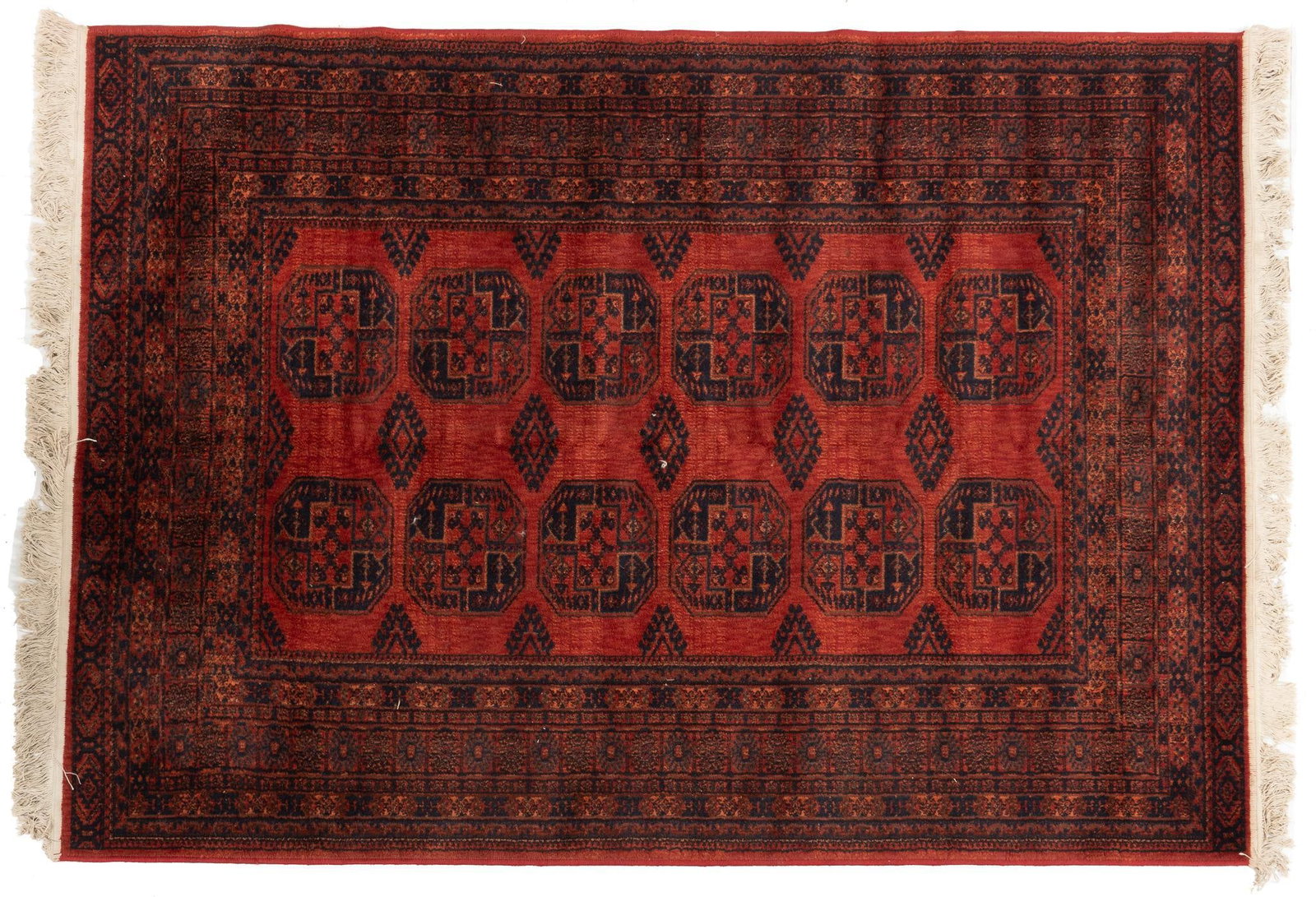 Estate Rug 7 ft. x 4 ft. 8 in.: Estate rug 7 ft. x 4 ft. 8 in. Shipping available for this lot through our partner 4CL; please request a shipping quote at shipping@vogtauction.com or 210-971-5750. You may also opt for a shipper 