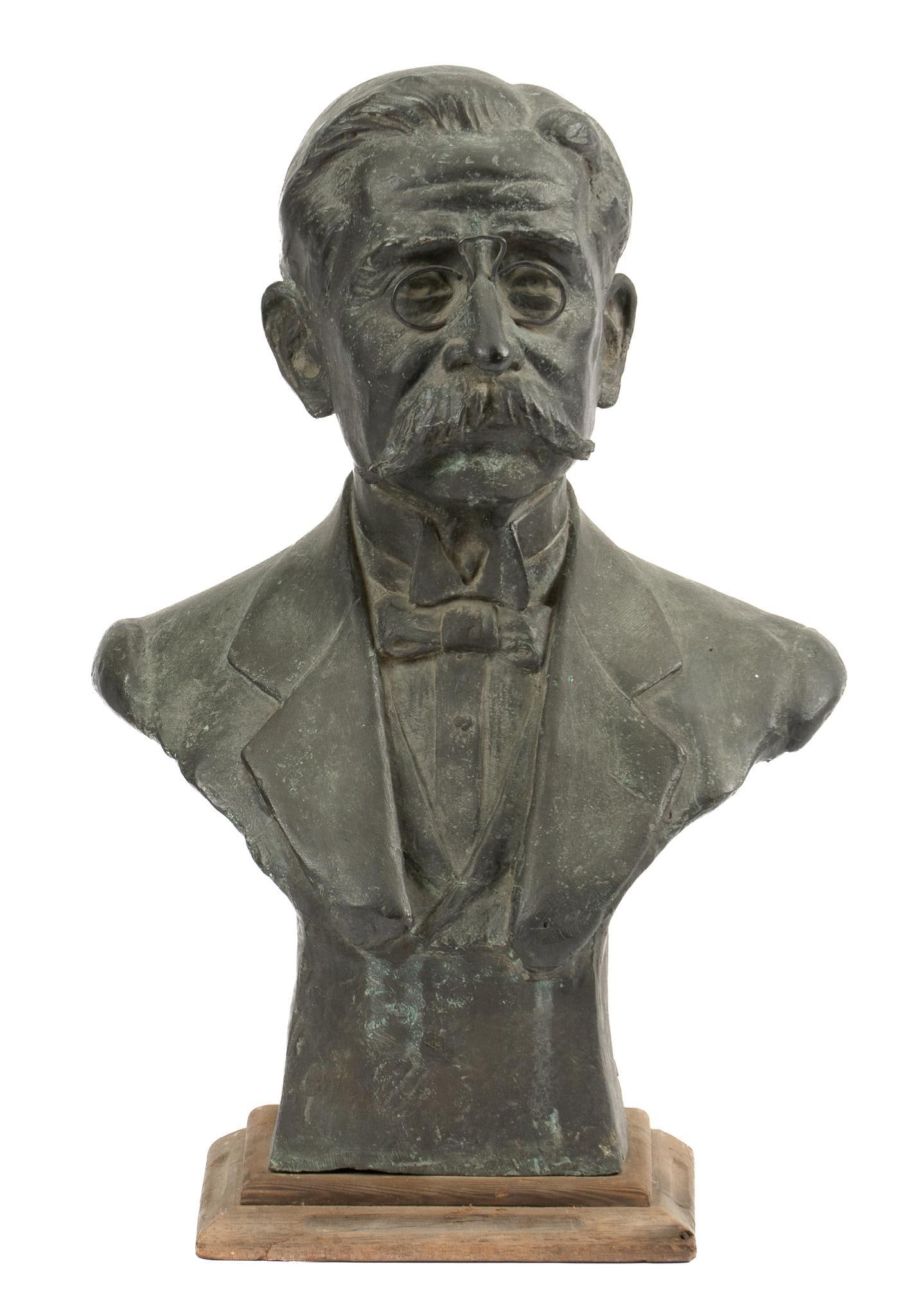 Bust of Teddy Roosevelt (1 of 5)