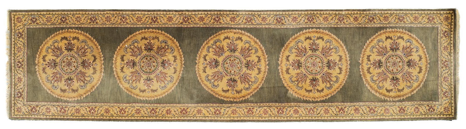 Rug Runner: Rug runner Provenance: Property from the collection of a San Antonio, Texas lady Shipping available for this lot through our partner 4CL; please request a shipping quote at shipping@vogtauction.co