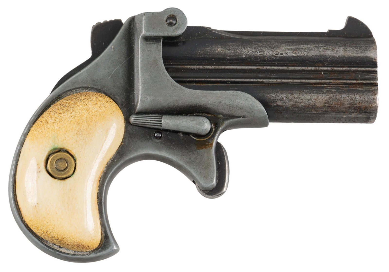 German Rohm RG 17 38 SPL O/U Derringer Pistol: Serial: 63105 Manufacturer: Rohm GMBH Sontheim / Brenz- Germany (c. 1967) Model: RG 17 Derringer (Remington copy) Caliber: 38 SPL Barrel length: 3 in. OAL: 5 in. Condition: Fair; antler grips have shr