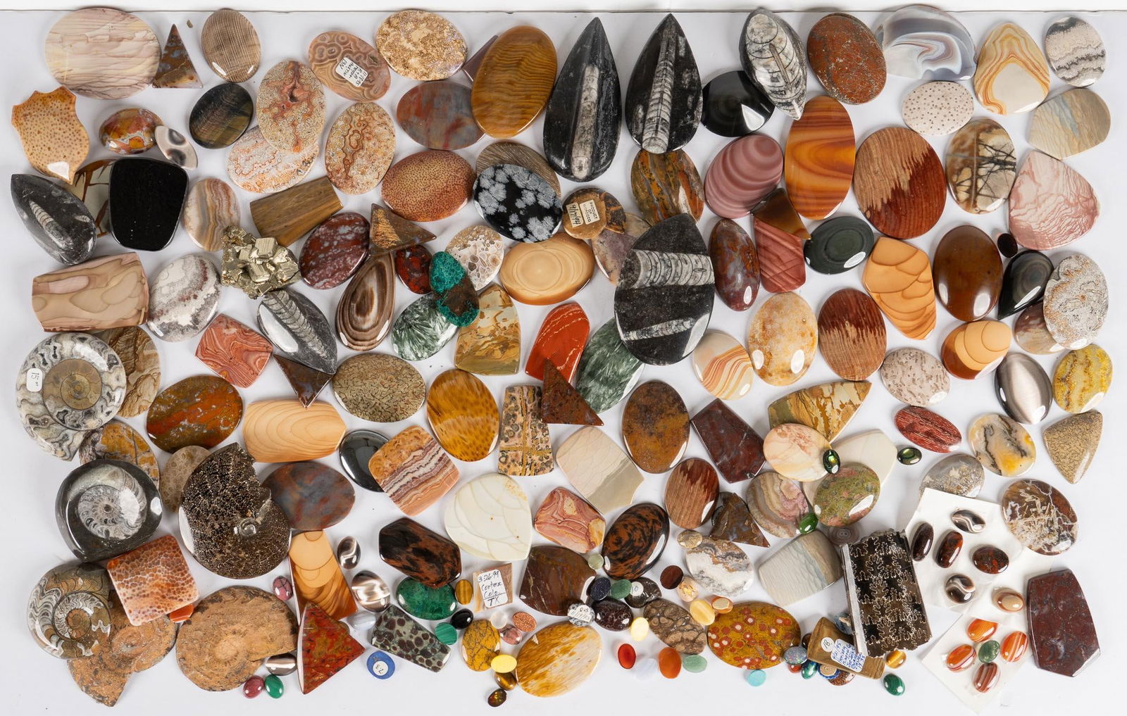Large Collection of Cabochon Stones (1 of 16)