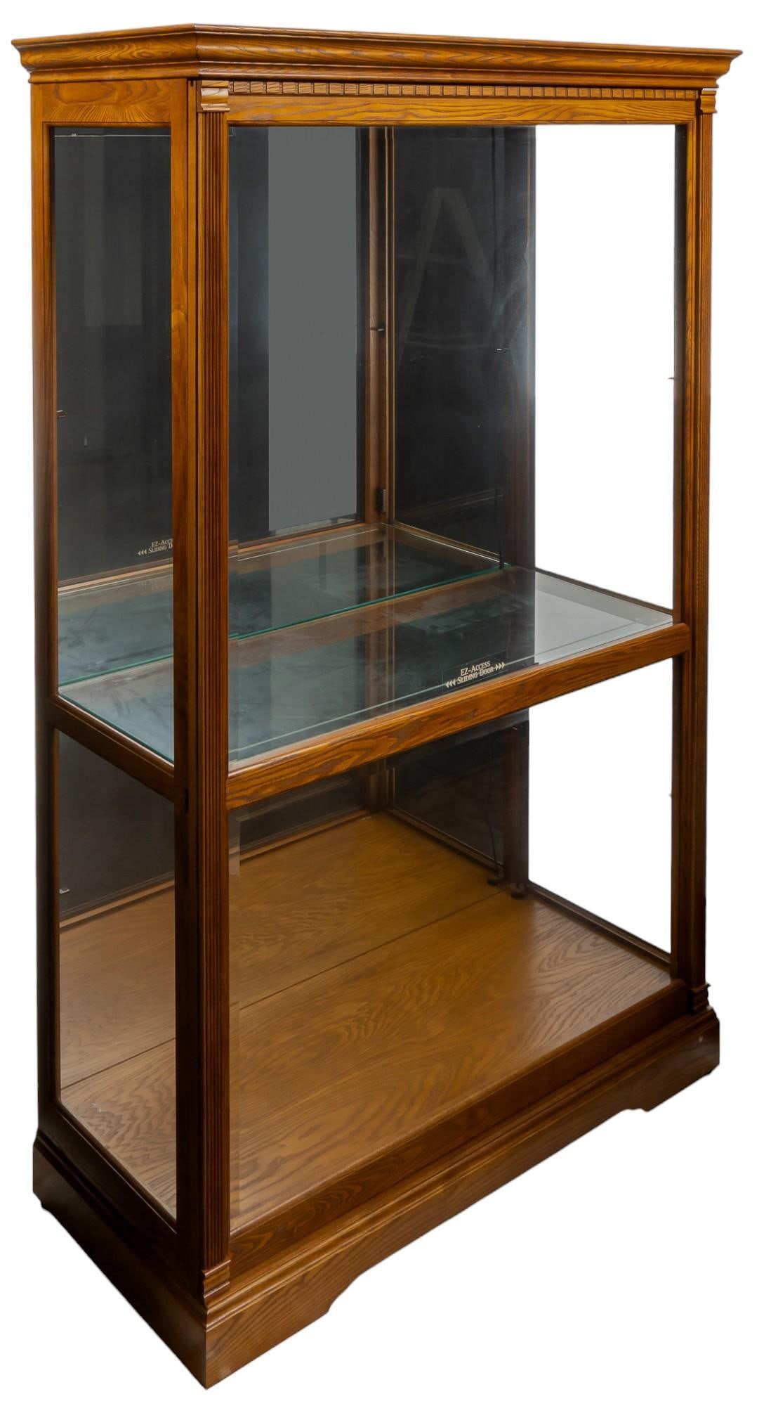 Large Howard Miller (USA) Display Case (1 of 6)