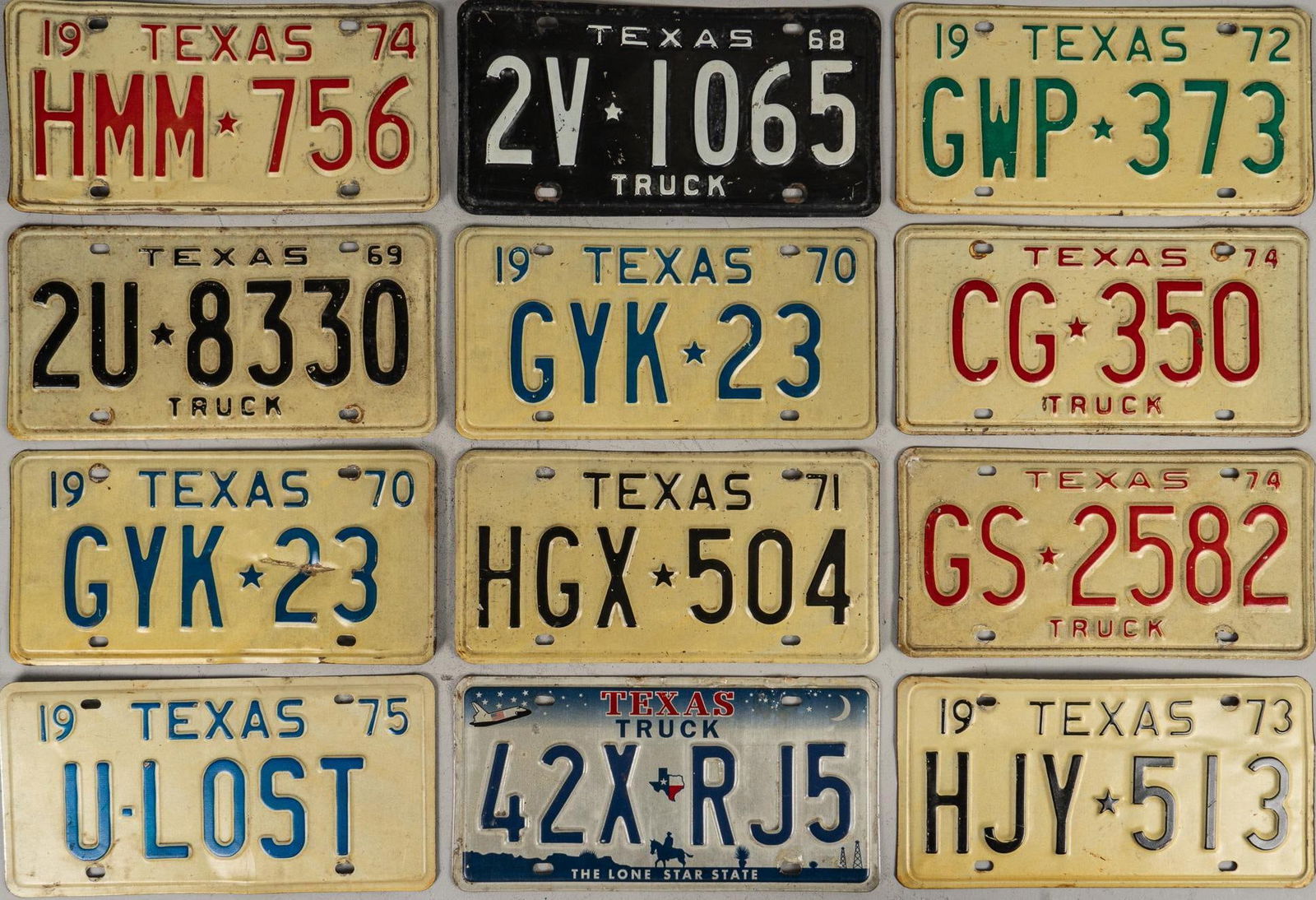 (12) Vintage Texas License Plates (1 of 9)