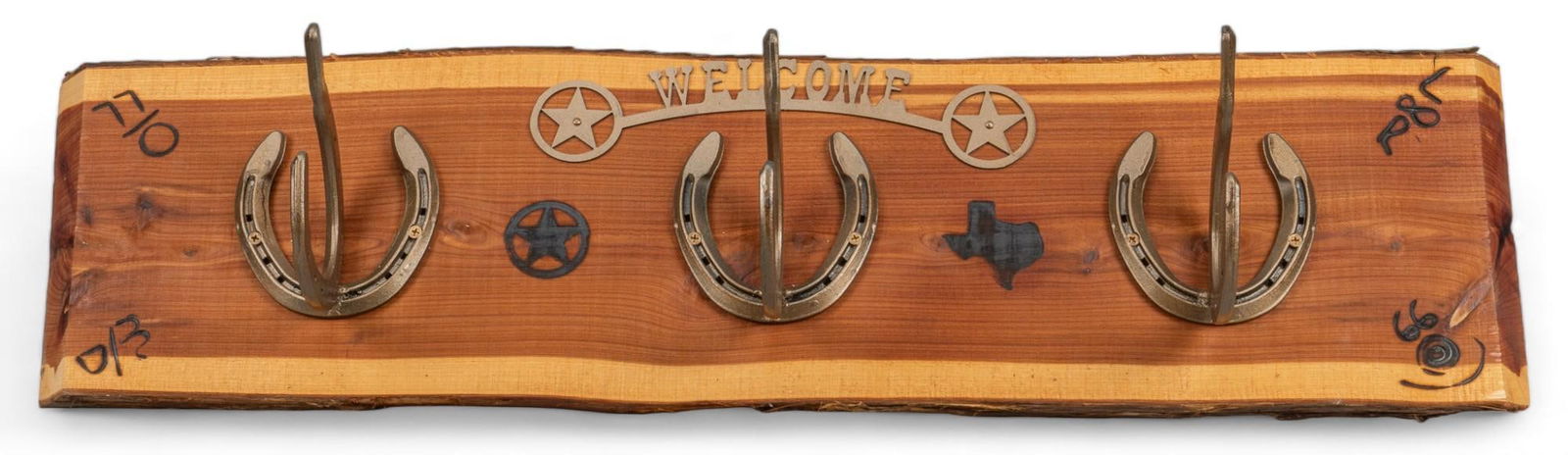 Wooden Horseshoe Welcome Sign (1 of 5)