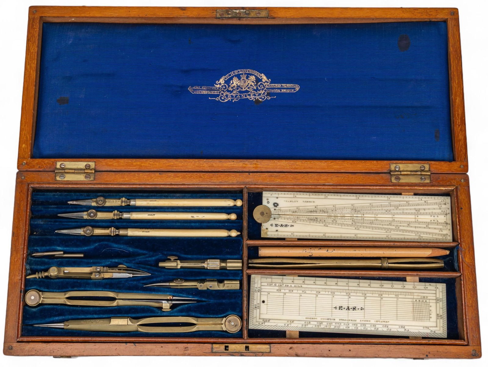 Vintage Stanley Drafting Set (1 of 8)