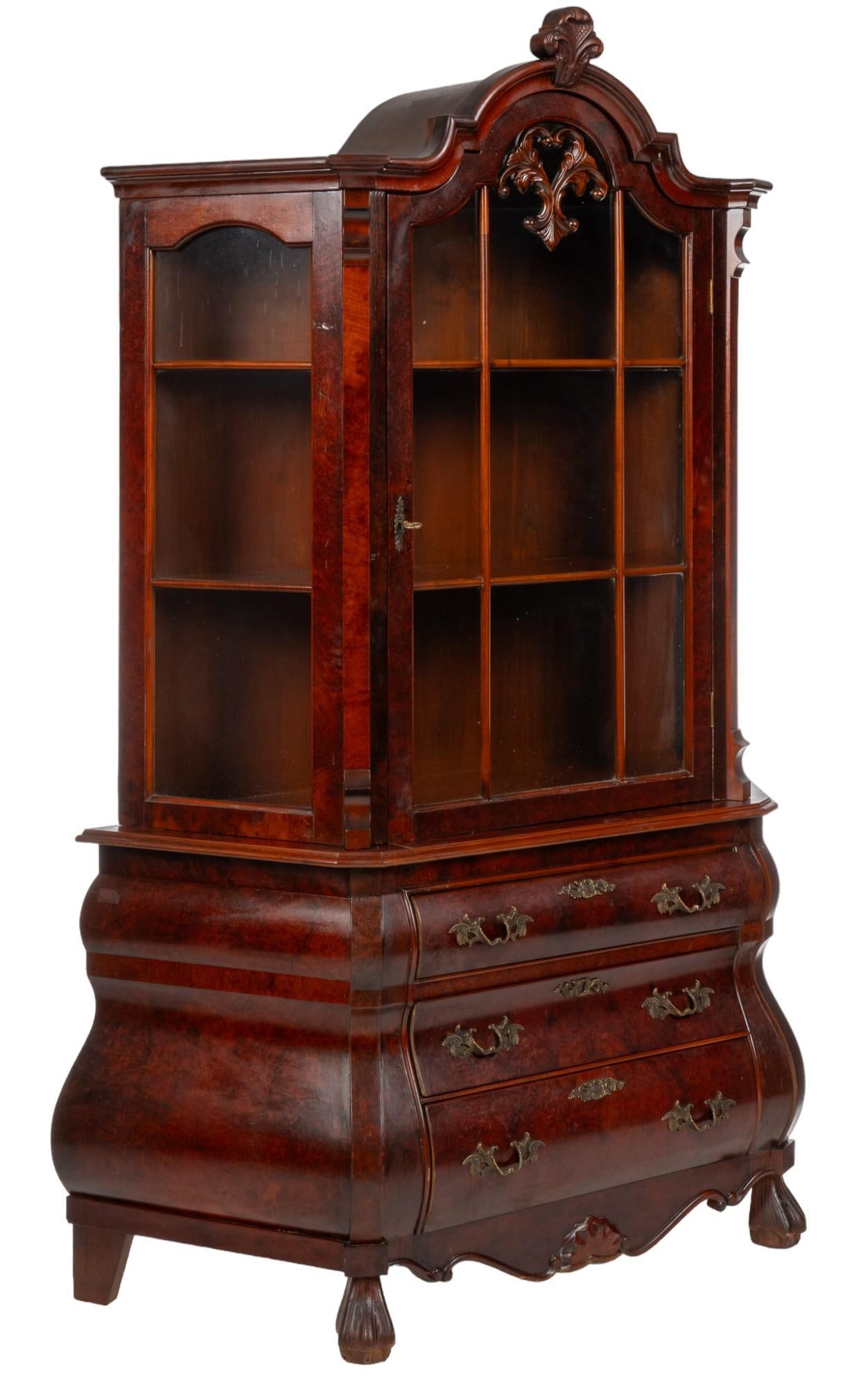 Dutch Bombe Bookcase (1 of 8)