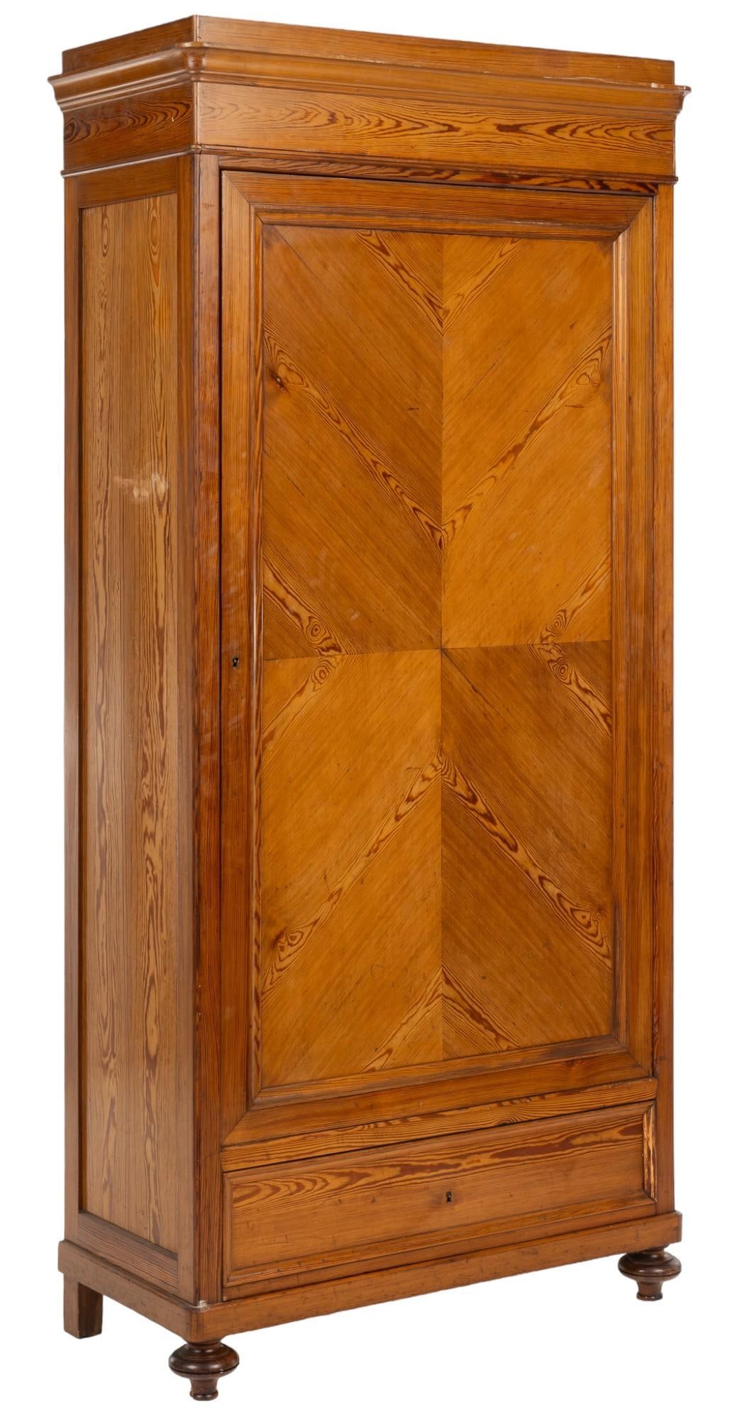 French Provincial Style Cabinet (1 of 8)