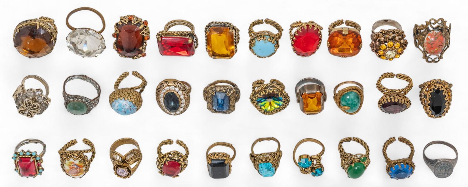 Large Collection of Costume Jewelry Rings (1 of 9)