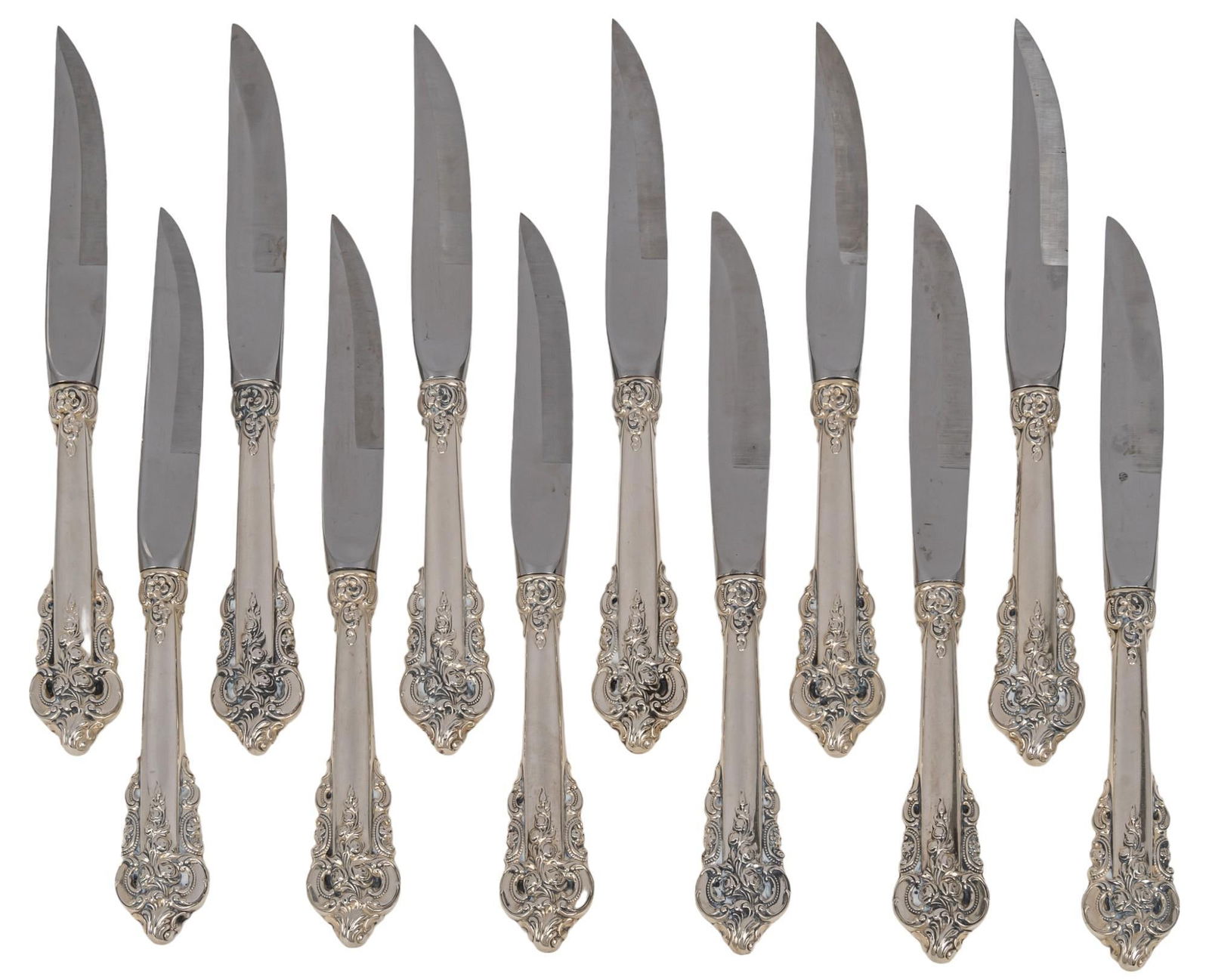 Set of (12) "Grand Baroque" By Wallace Silversmiths Steak Knives: Set of twelve "Grand Baroque" by Wallace silversmiths teak knives, marked "Wallace sterling" Shipping available for this lot through our partner 4CL; please request a shipping quote a