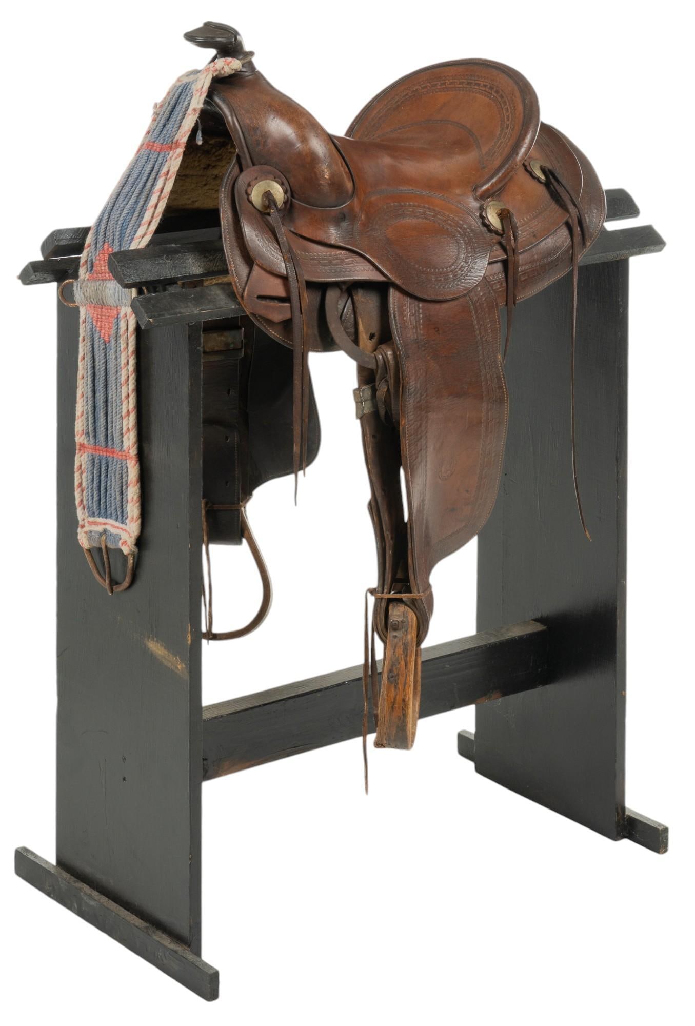 Hereford TexTan of Yoakum Saddle (1 of 8)