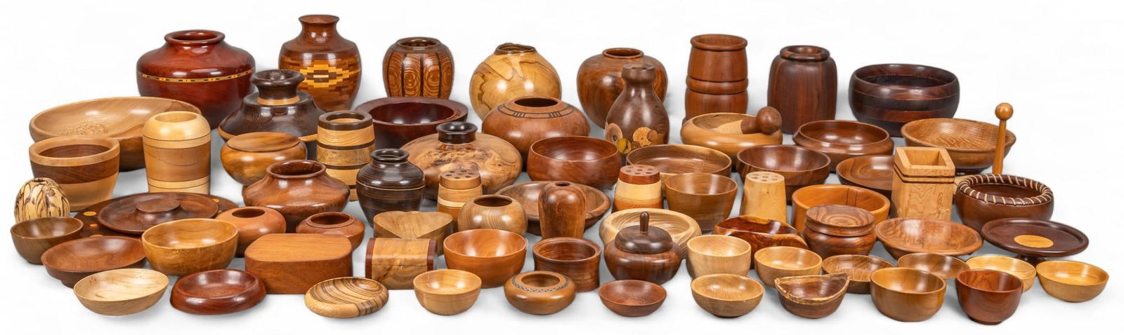 Large Collection of Texas-Made Wooden Bowls (1 of 12)