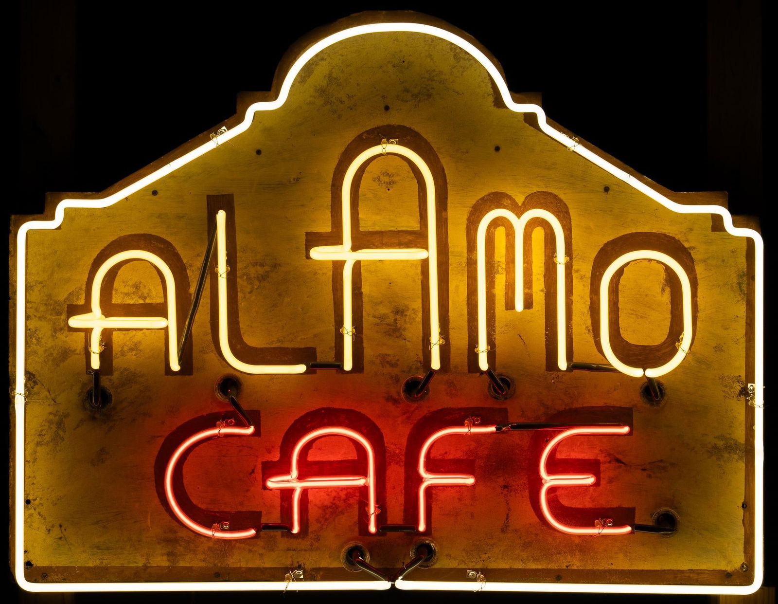 Alamo Cafe Neon Sign (1 of 5)