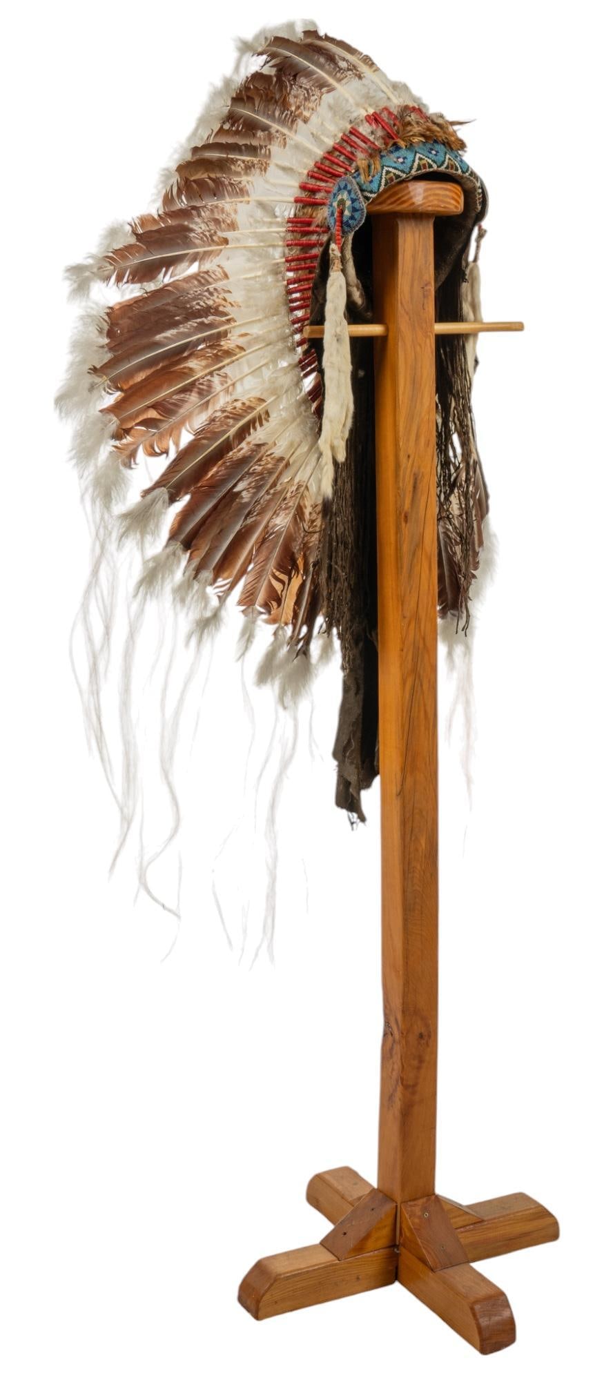 Lakota Sioux War Bonnet (1 of 7)