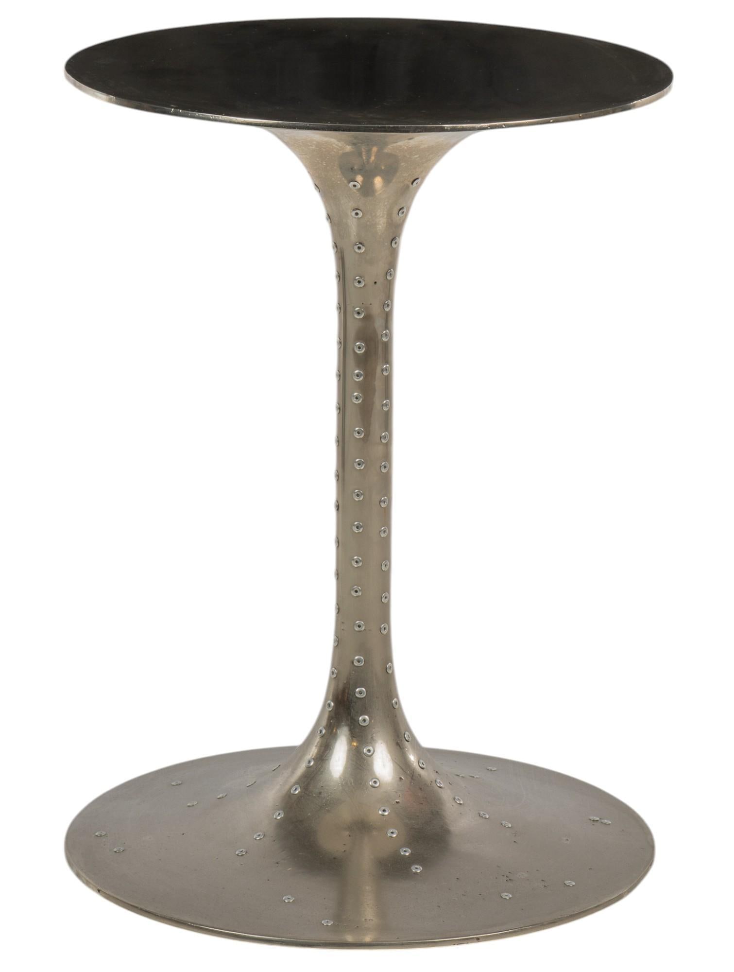 Gilbert Durán | Modernist Table (1 of 7)