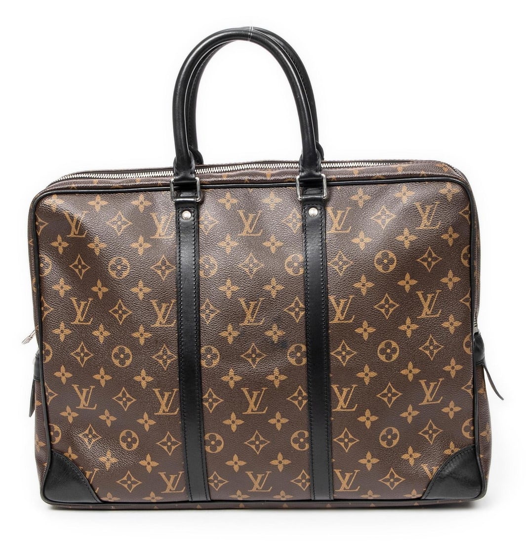 Louis Vuitton Porte-Documents Voyage (1 of 8)