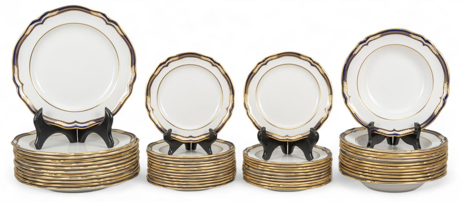 Set of (48) Spode Dinner Plates (1 of 7)