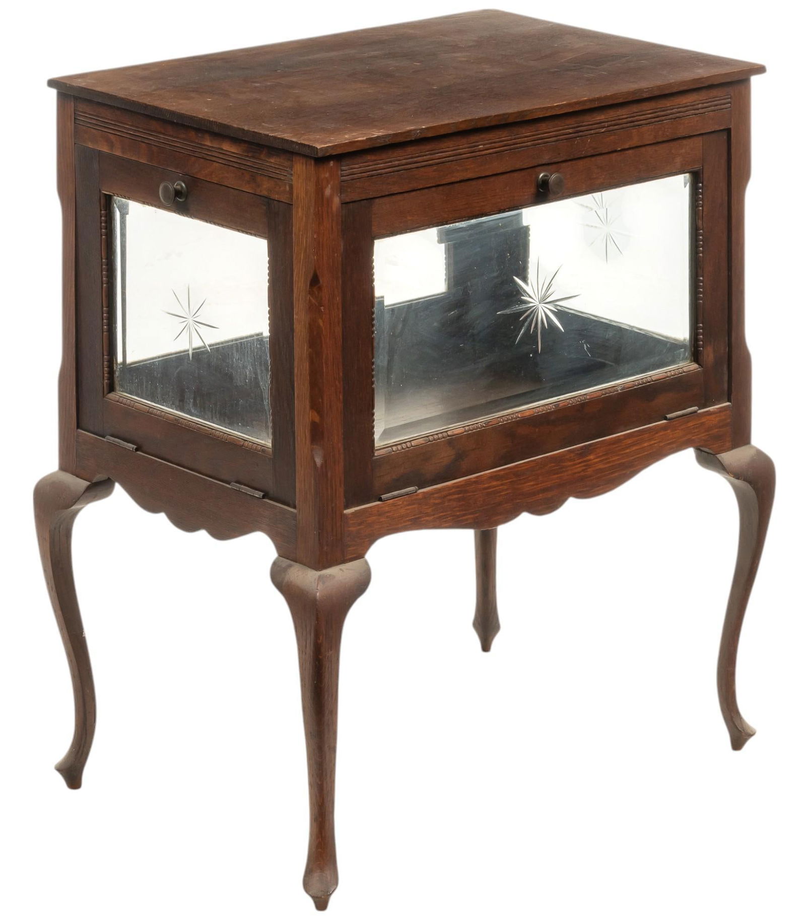 Vintage Butler Cabinet (1 of 10)