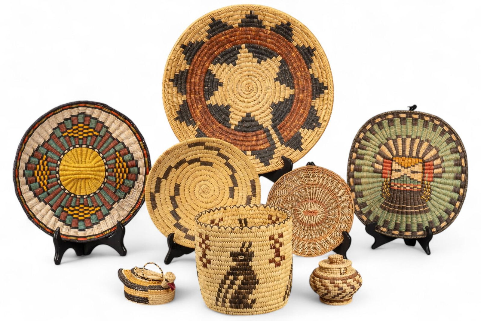 Collection of (8) Woven Baskets and Plates (1 of 9)