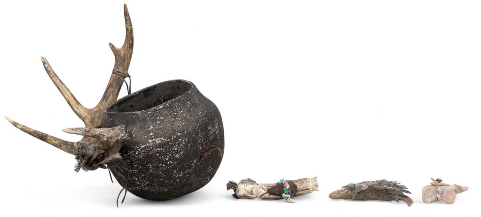 Zuni Fetish Bowl & Figures (1 of 9)