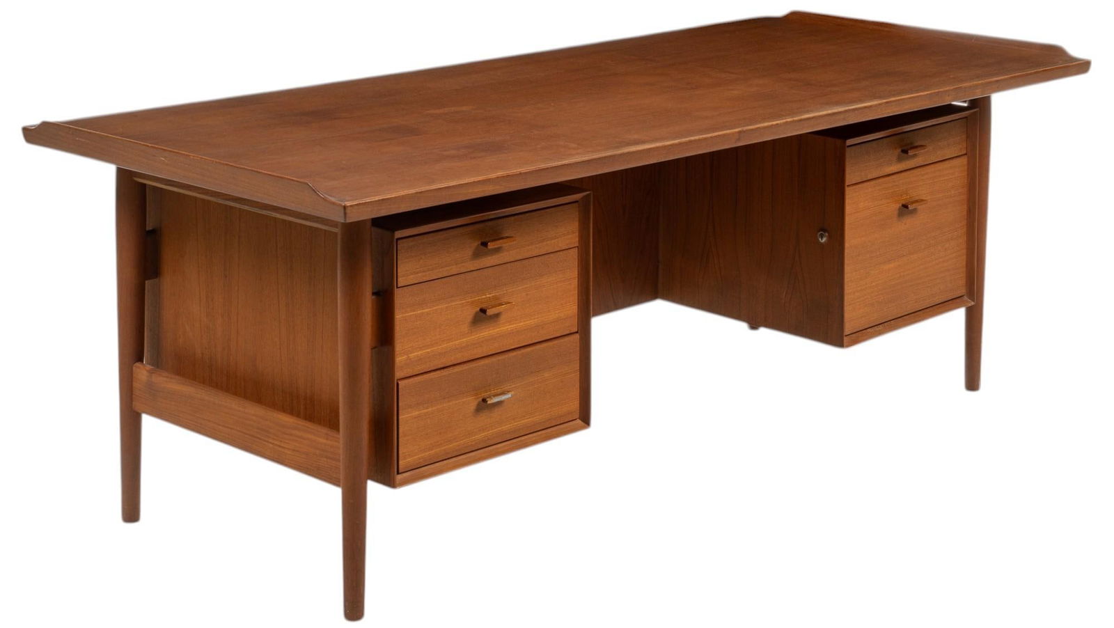 Arne Vodder, Danish Teak Desk: Danish desk designed by Arne Vodder (1926-2009, Denmark), teak and teak veneer, composed of two suspended boxes, with left having three drawers and right having two drawers, with oversized top, suppor