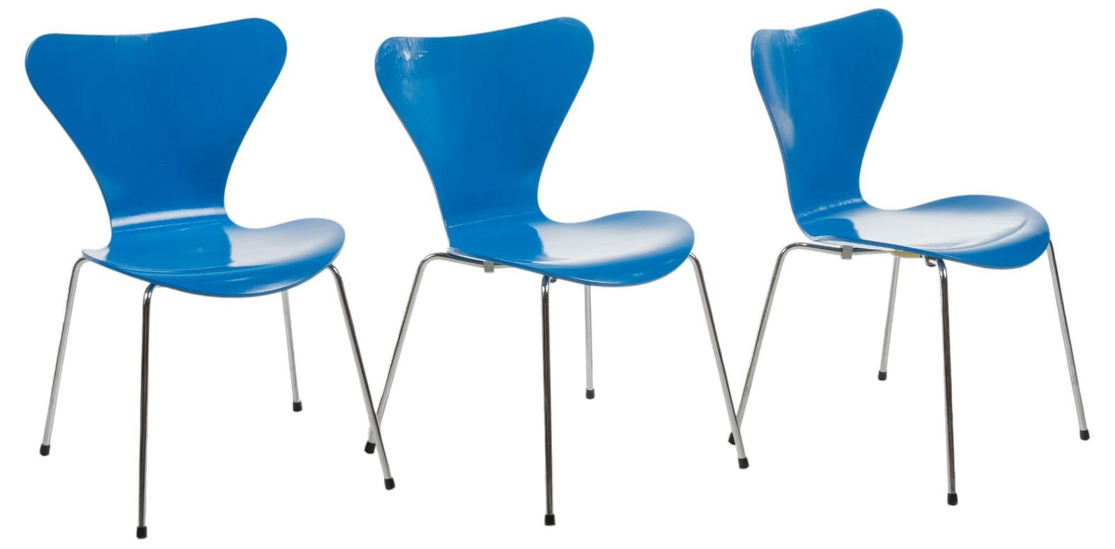 (3) Arne Jacobson for Fritz Hansen (DNK) Series 7 Model 3107 "Butterfly" Chairs (1 of 6)